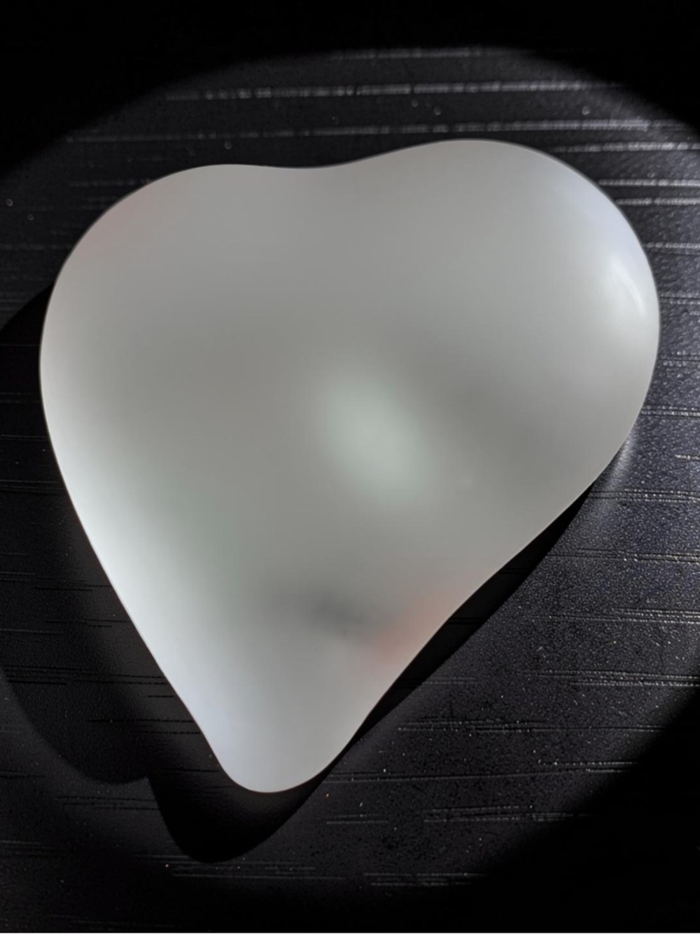 Kosta Boda Bertil Vallien Heartbeat 2001 Clear Frosted Glass Sculpture 8 cm EUC